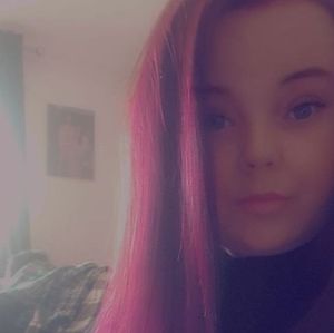 Meet your Posher, Becky